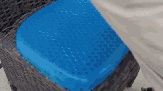 1626172011989199 日本超厲害黑科技【蜂窩凝膠坐墊】透氣舒適，緩震預防勞損，雞蛋都能保護