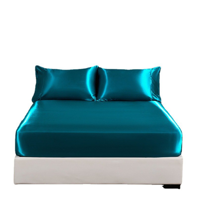 American Styles Seidensatin Bettwäsche-Set auf einem Doppelbett